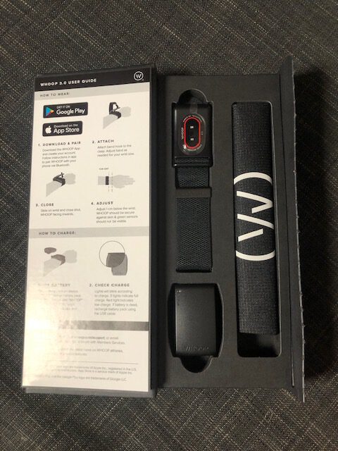 whoop strap 3.0 Originalverpackung, das gadget, das Armand, das Säckchen und die Batterie