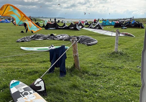 Mit dem Campervan zum Kitesurfen am Saaler Bodden auf Fischland Darss