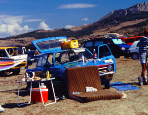 Leben im Auto VW Passat in Tarifa Leben am Strand